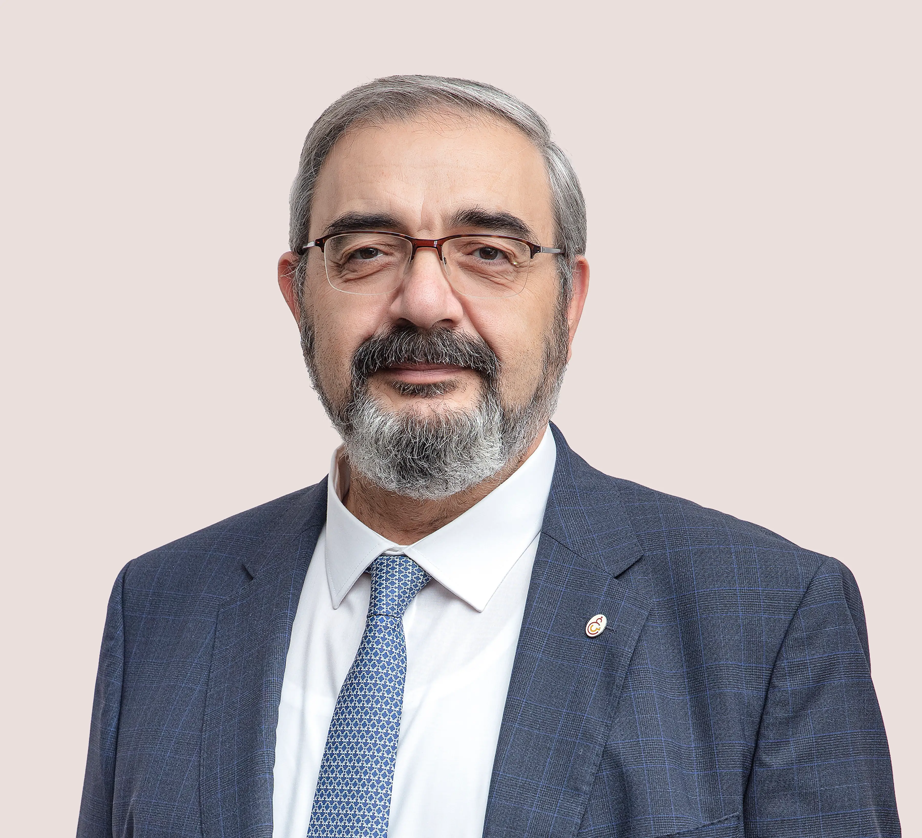 Prof. Dr. Şafak Karslıoğlu